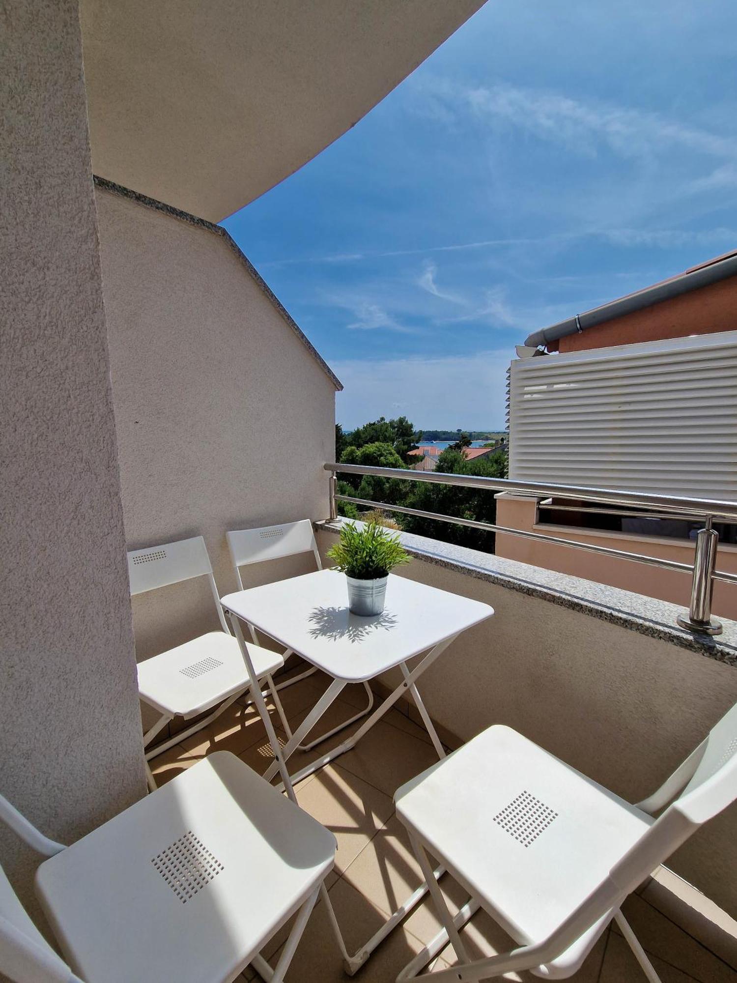 Avada Premium Novalja Exterior foto